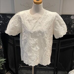 Elegant White Lace Women's Top